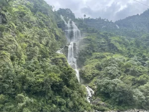 Mailung Waterfall, Rasuwa